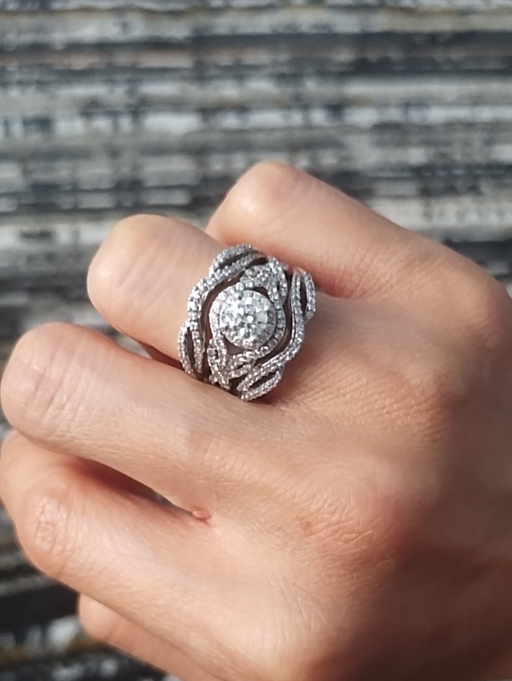 0.75ct Natural diamond Ring